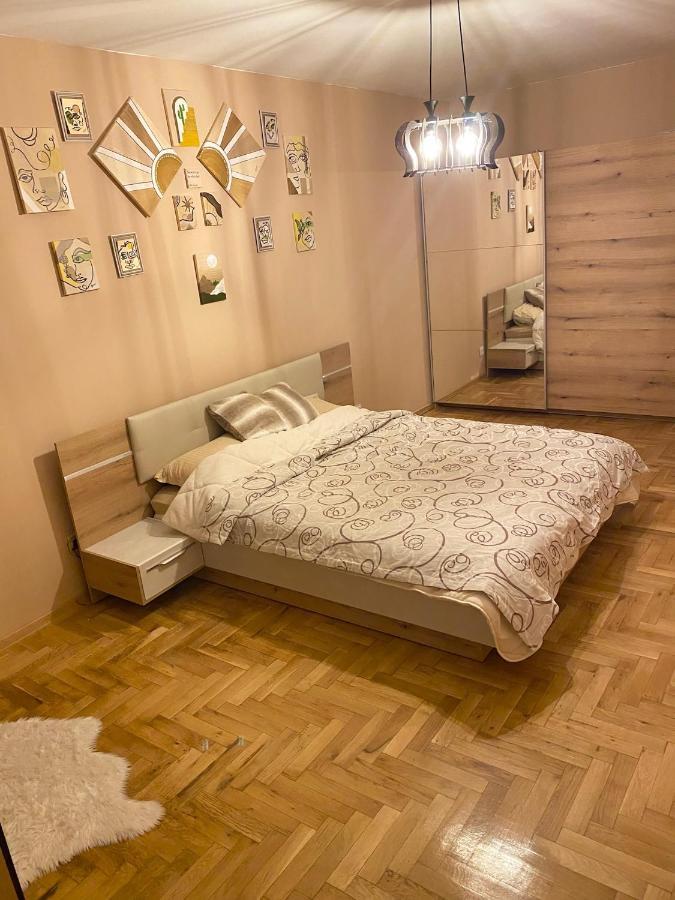 Spacious Apartment Next To South Park Просторен Апартамент До Южен Парк Top Location 소피아 외부 사진