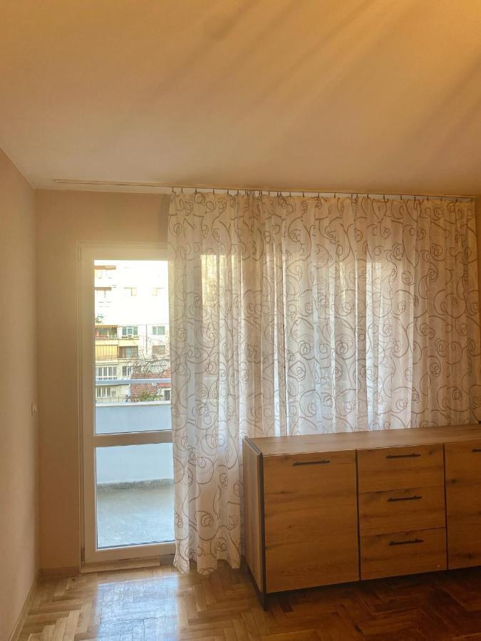 Spacious Apartment Next To South Park Просторен Апартамент До Южен Парк Top Location 소피아 외부 사진