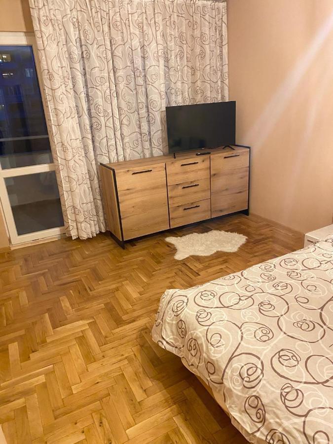 Spacious Apartment Next To South Park Просторен Апартамент До Южен Парк Top Location 소피아 외부 사진