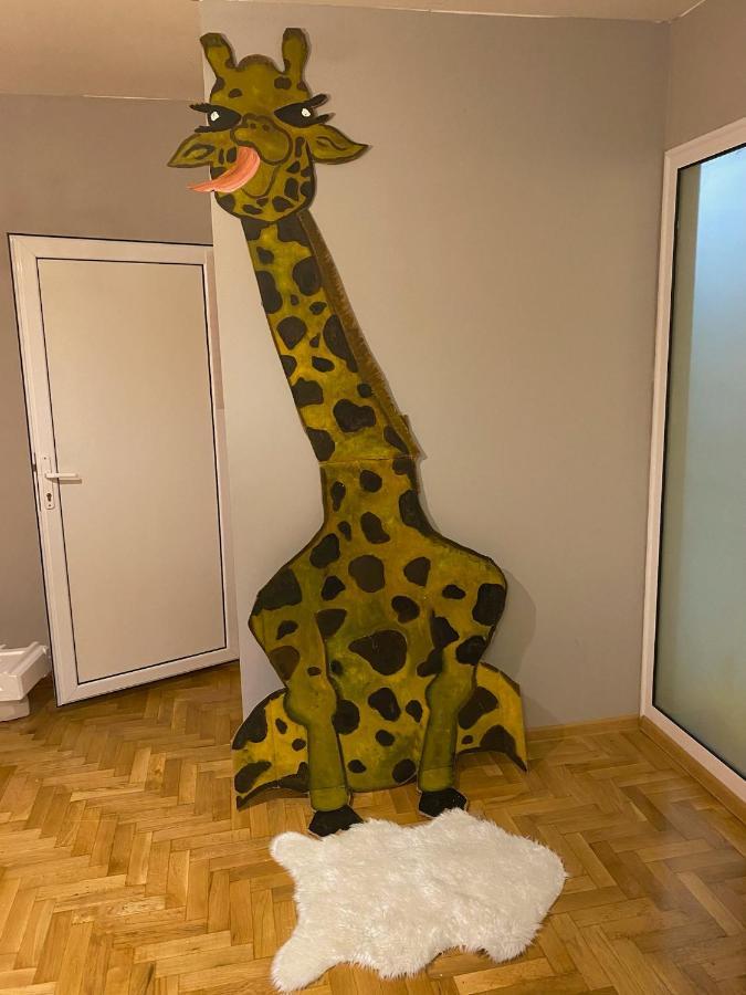 Spacious Apartment Next To South Park Просторен Апартамент До Южен Парк Top Location 소피아 외부 사진